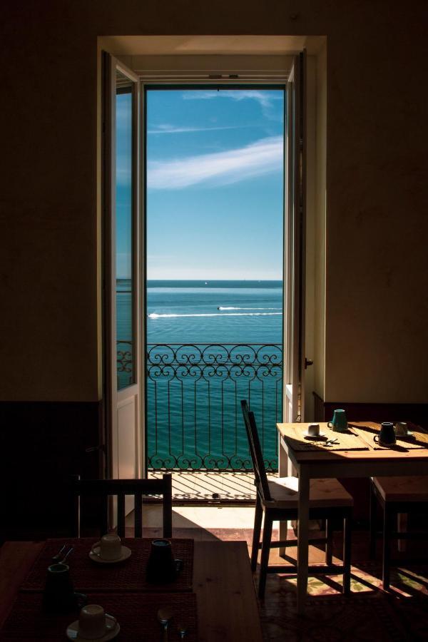 B&B Le Finestre Sul Mare Таранто Екстериор снимка
