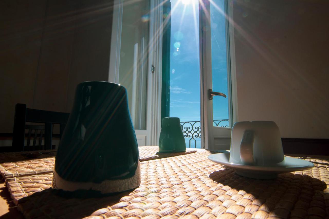 B&B Le Finestre Sul Mare Таранто Екстериор снимка