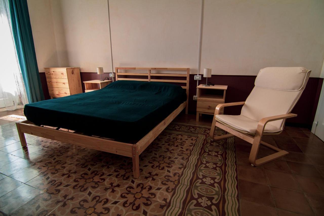 B&B Le Finestre Sul Mare Таранто Екстериор снимка